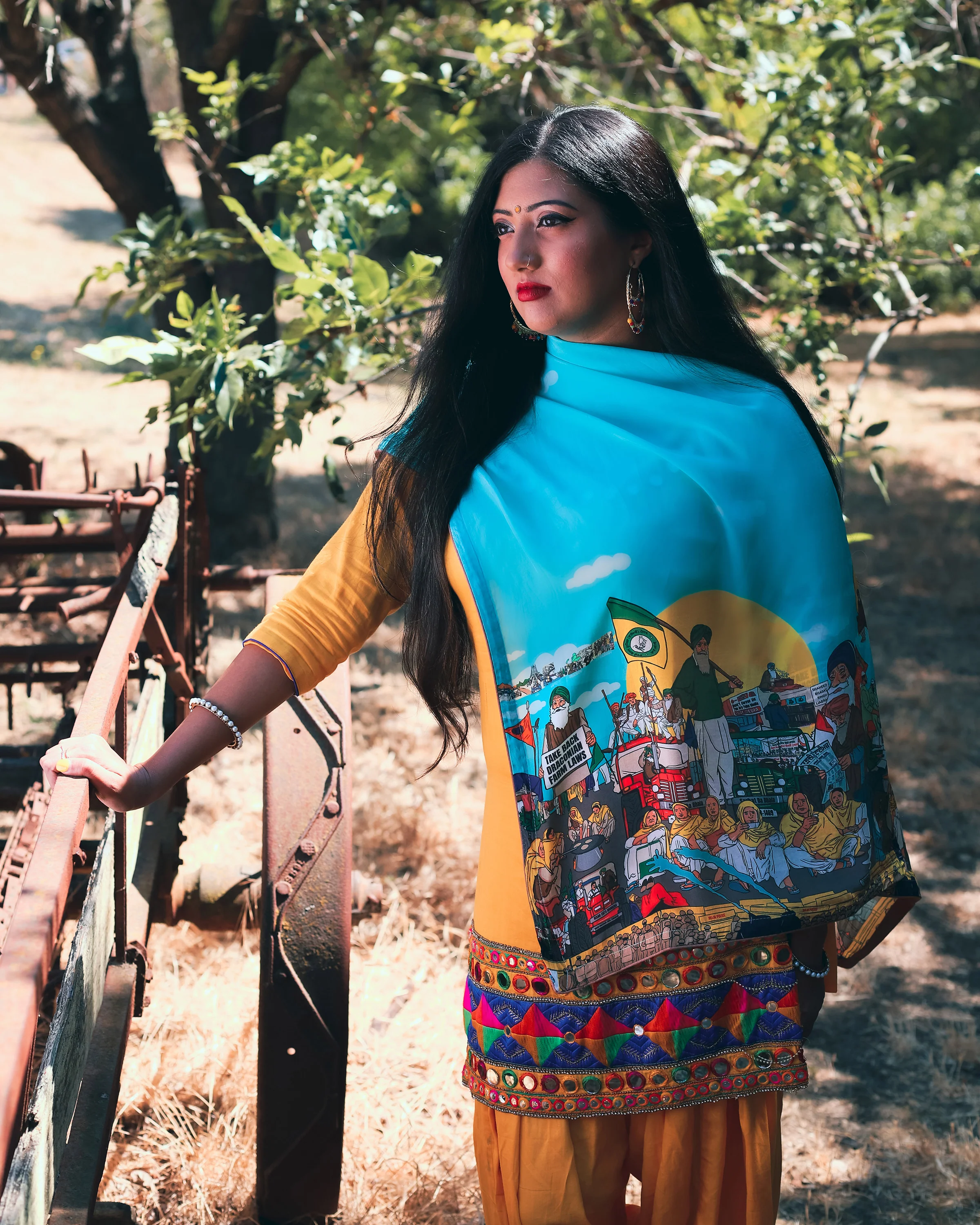 Andolanjivi Scarf - Limited Pieces - Image 7