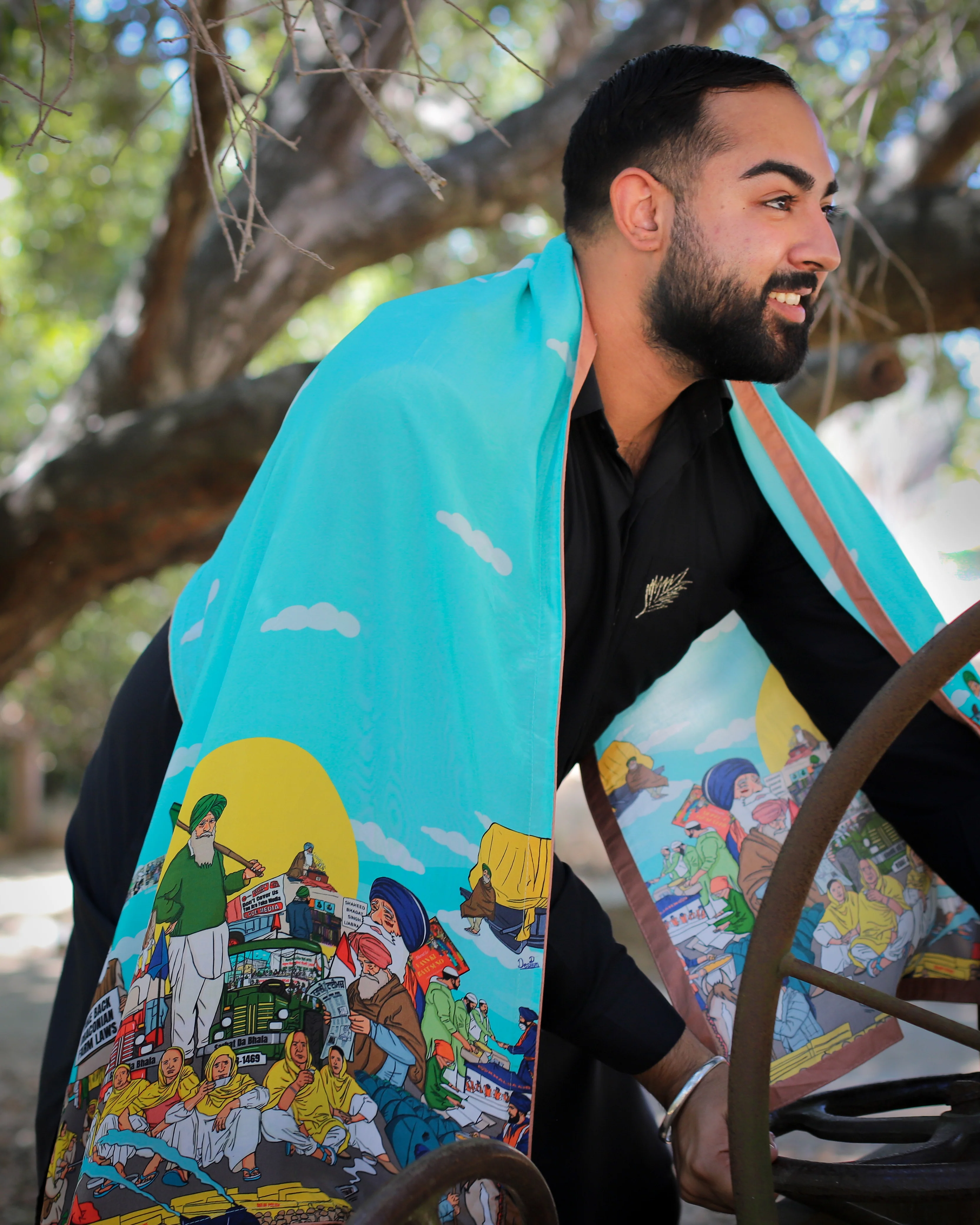 Andolanjivi Scarf - Limited Pieces - Image 9